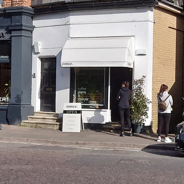 Fresh artisan coffee at Ounce Coffee in Westbourne